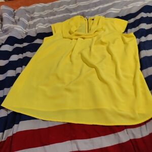 Apostrophe Sunny Yellow Top
